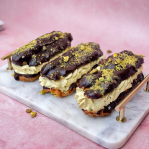 Eklery pistacjowe – 6 szt.